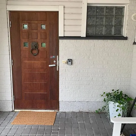 Naerhi 230 M2 Upea Talo Rauhallisella Alueella Villa *