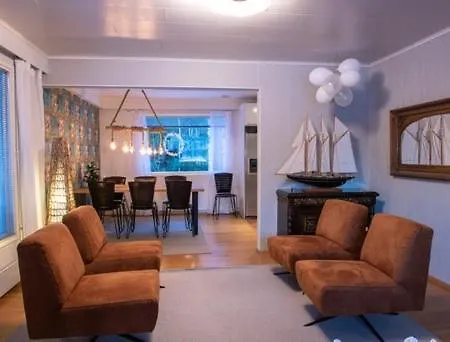 Villa Naerhi 230 M2 Upea Talo Rauhallisella Alueella Seinäjoki