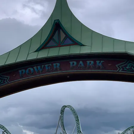 Naerhi 230 M2 Upea Talo Rauhallisella Alueella *